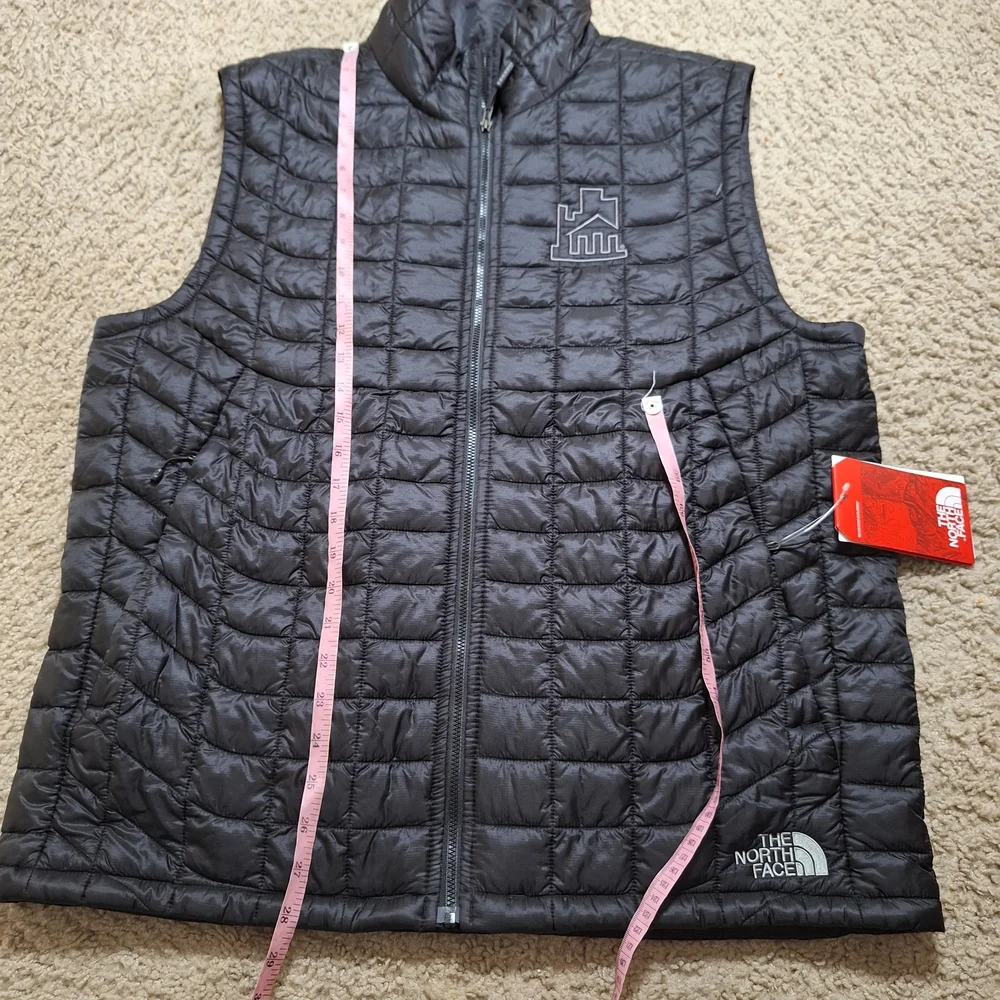 NWT The North Face ThermoBall Eco Vest Men's Large Black Quilted Puffer Size L